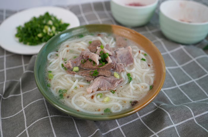 元谋原味汤粉王培训